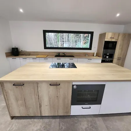 Semesterbostad Percee